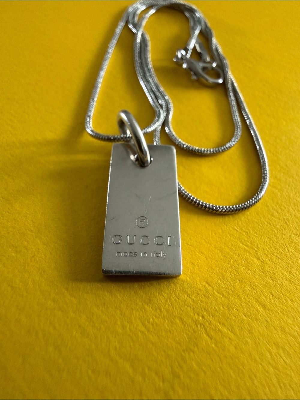 Gucci Silver Rectangular Tag Necklace on Snake Chain/Gucci Envelope - Picture 4 of 5